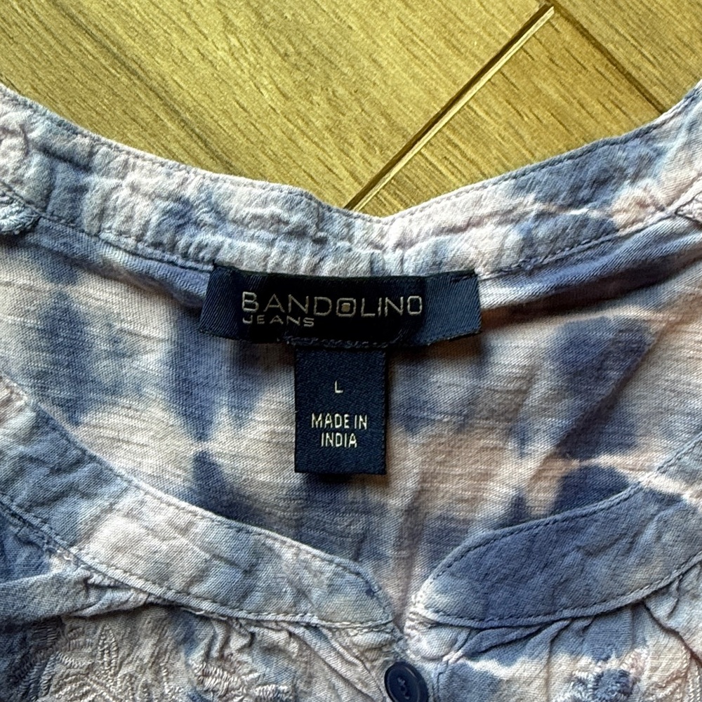 BANDOLINO JEANS Tie Dye Short Sleeve Embroidered Design T Shirt Top - Picture 2 of 4
